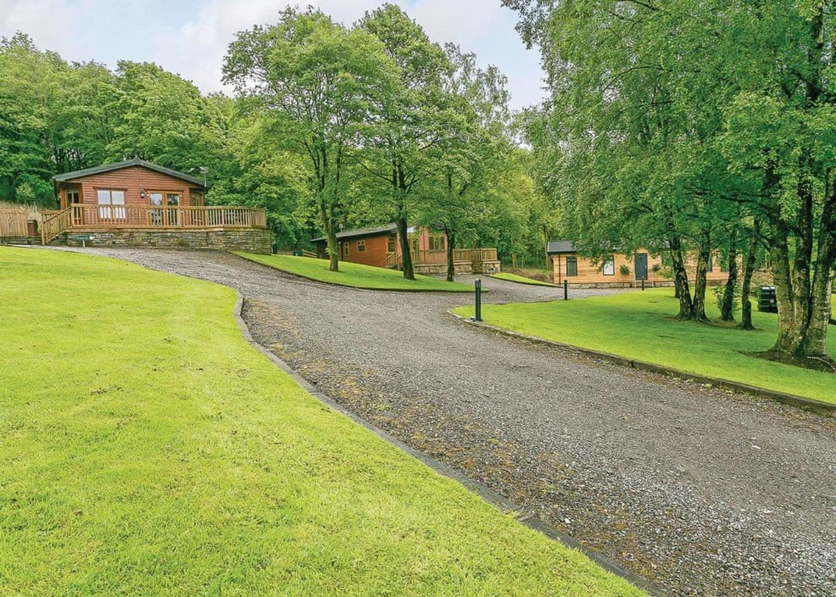 Charlesworth Lodges Glossop Exteriör bild