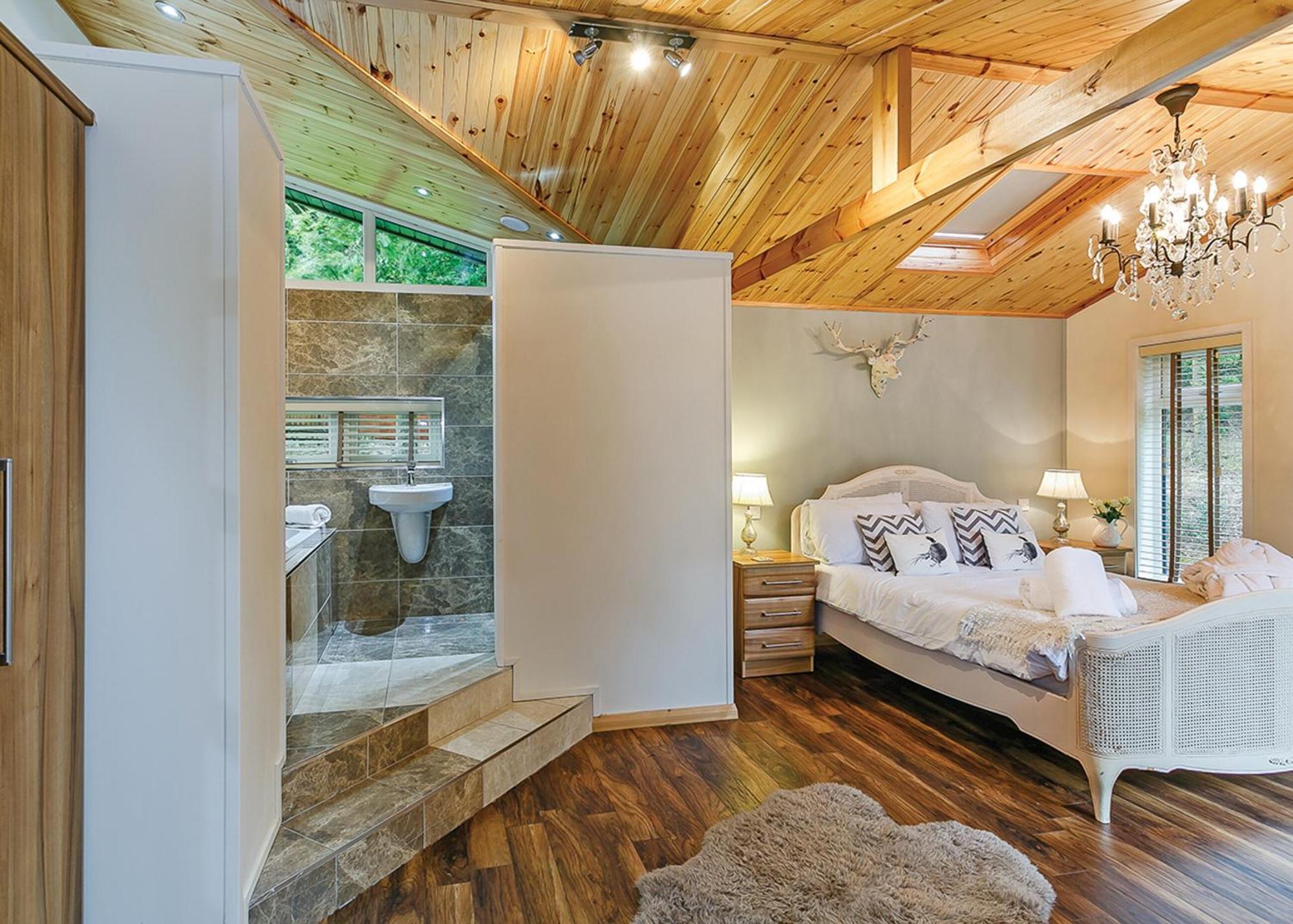 Charlesworth Lodges Glossop Rum bild