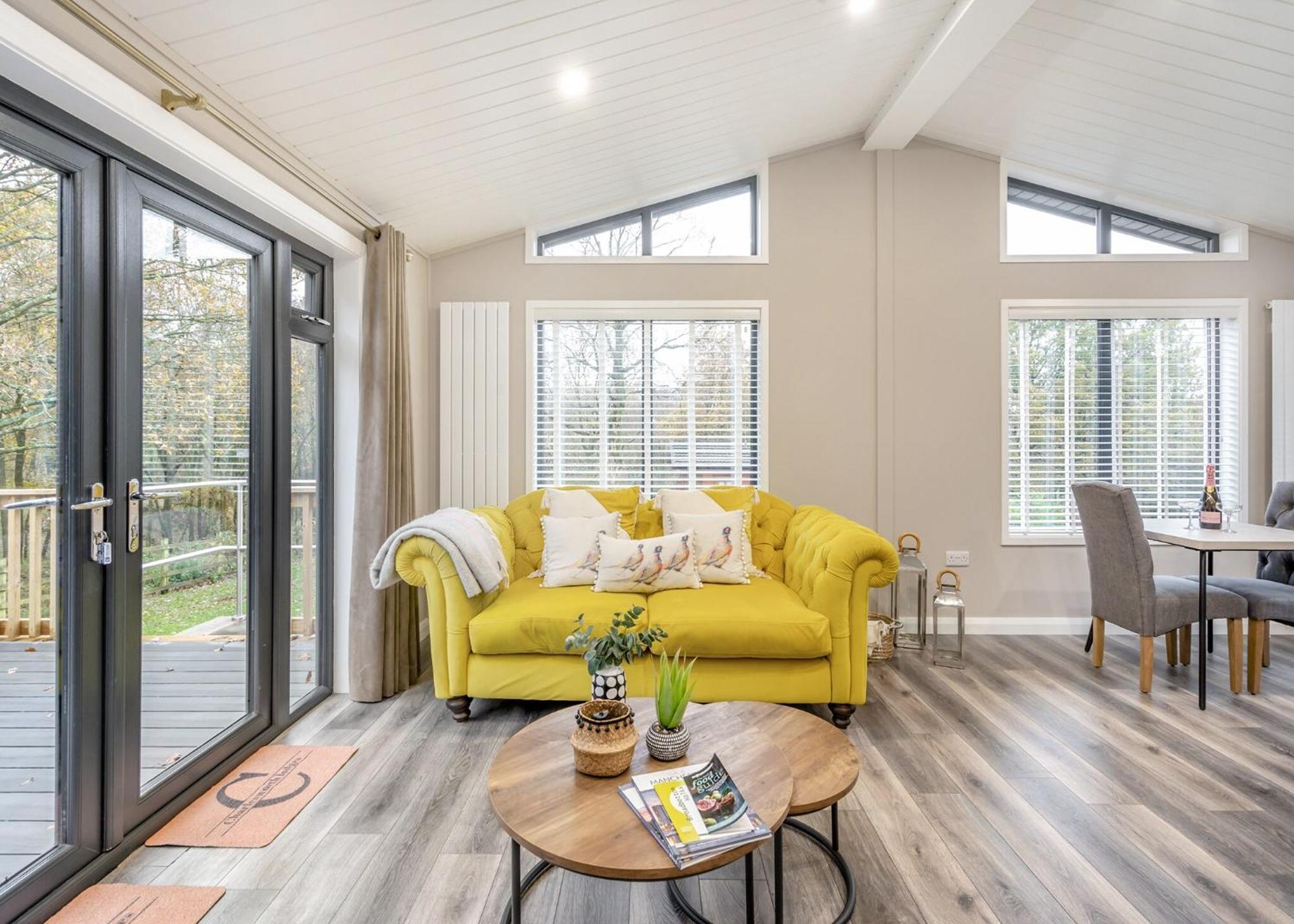 Charlesworth Lodges Glossop Rum bild